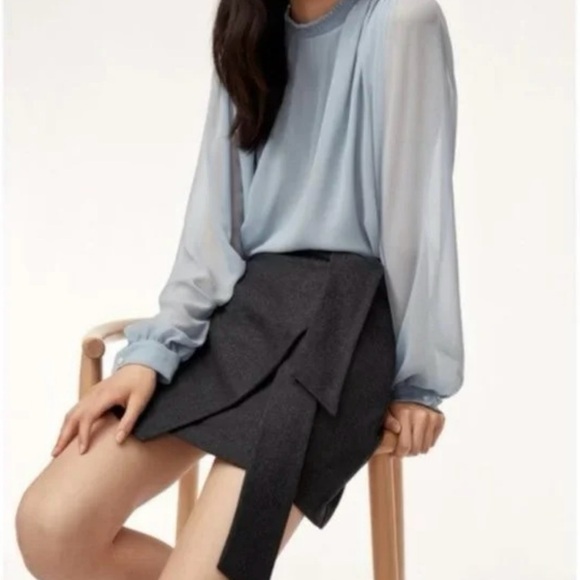 Aritzia Wilfred Dorine Mini Skirt Wrap Tie Up Waist Heather Grey Size 10 - Picture 3 of 3